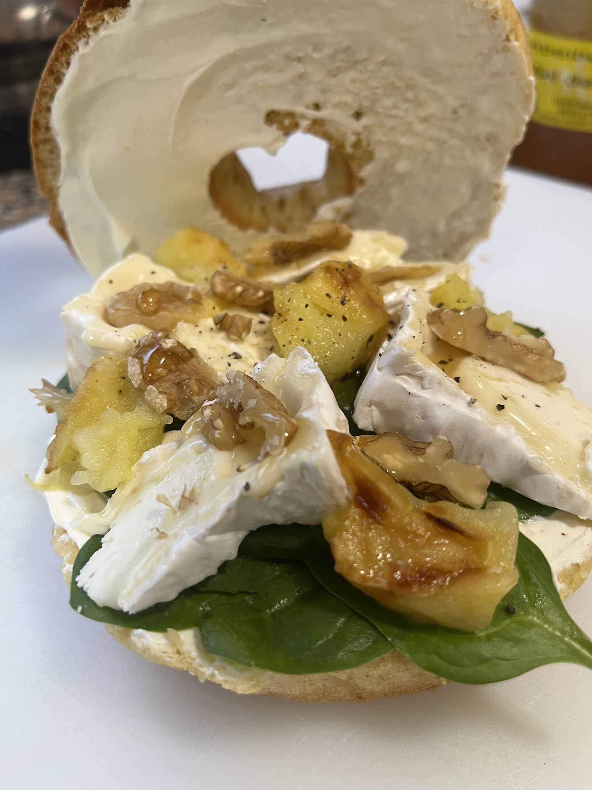 bagel frenchy camembert noix